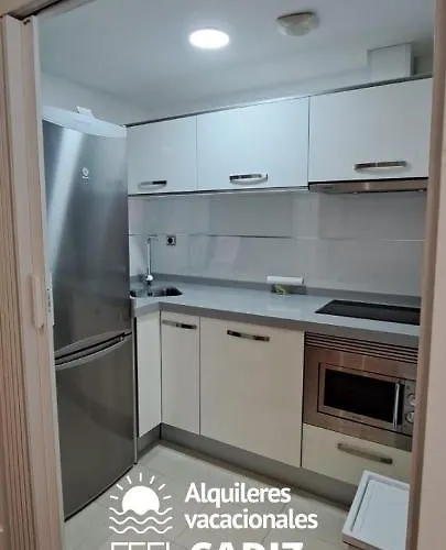 Calderon, Feel Apartment